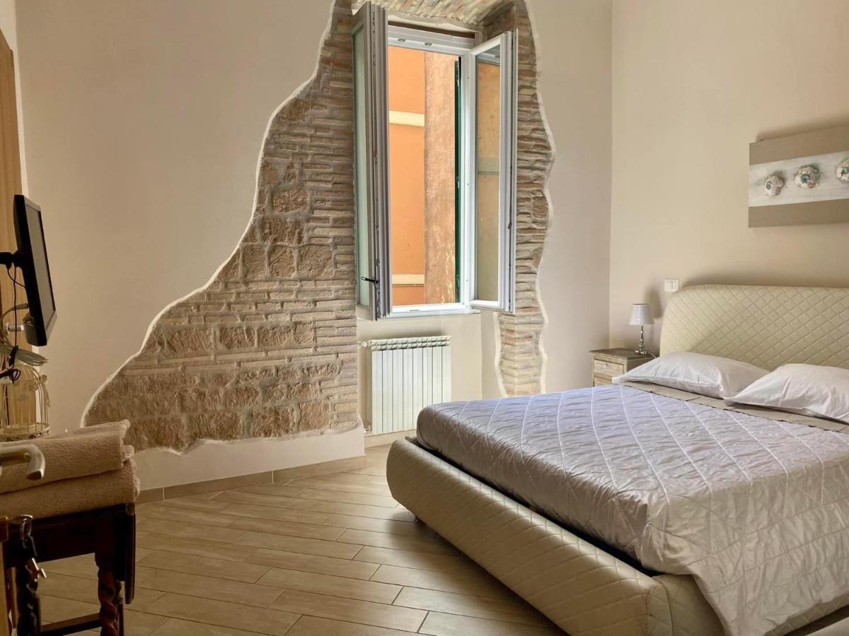 Il Vicolo Di Trastevere *