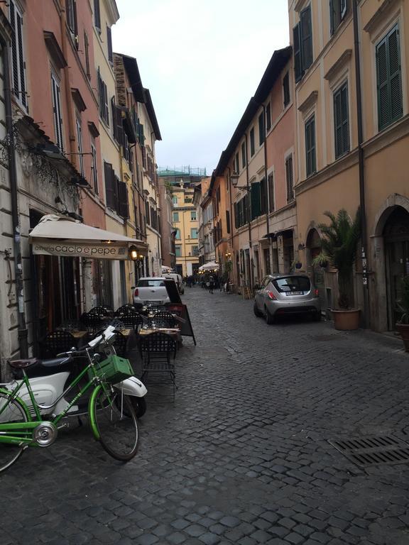 Il Vicolo Di Trastevere