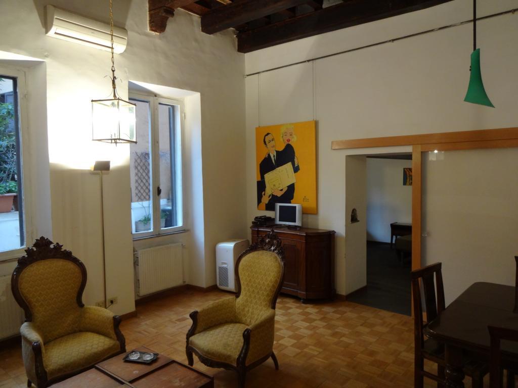 Il Vicolo Di Trastevere